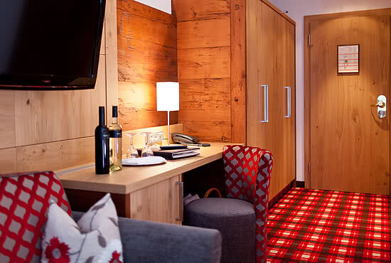 Doppelzimmer Enzian im 4 Sterne Hotel Solaria Ischgl