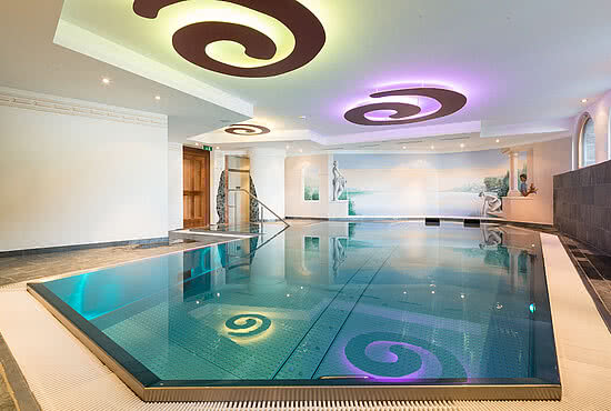 Pool im Wellness Hotel Solaria Ischgl