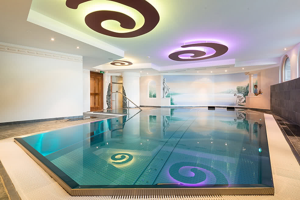 Pool im Wellness Hotel Solaria Ischgl